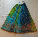 Falda multicolor israelita hebrea con flecos dorados